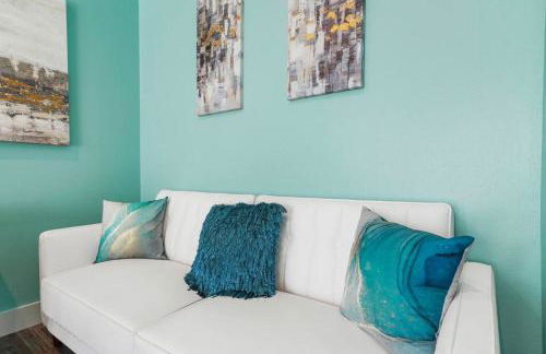 Private Entry Luxury Apartment in Central Location - Foto 18