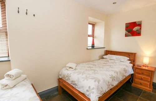 Llwyngwinau Isaf Barn - Foto 20