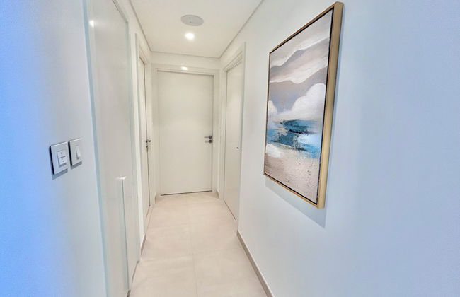 Luxurious 2B in Downtown Views With Dubai Mall Access - Photo 2