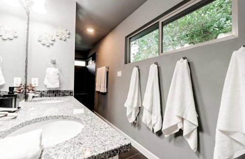 Austin Retreat Hot Tub and Relaxing Patio - Foto 54