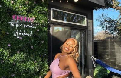 Black House - Downtown Elegance with HotTub and King Beds - Foto 46