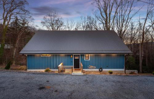 Spacious 4BR Mountain Retreat for 16 in Fairview - Foto 45