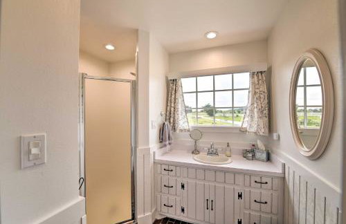 Spacious Getaway about 12 Acres, Views, and Hot Tub! - Foto 16