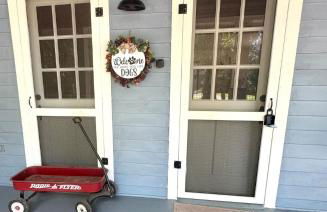 Country Retreat with ponds-views-porches & pups - Foto 60