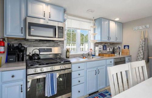 Walk to Beach, Harbor, Fire Pit, Outdoor Shower - Foto 7