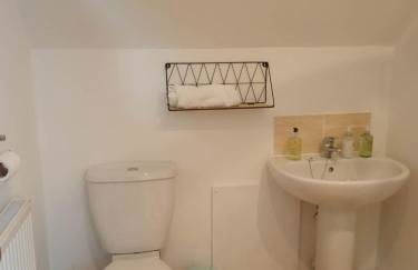 2 bedrooms sleeps 4 free wifi parking outdoor area - Foto 26