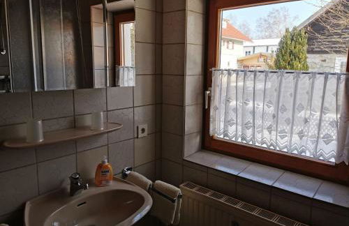 Apartment mit komplett eingerichteter Küchenzeile im Wohnraum by Interhome - Foto 15