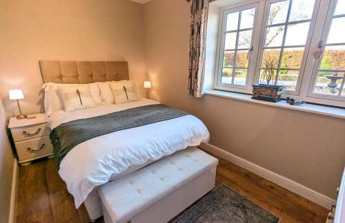 Luxury 2 Bed Cottage with Log Fire Hot Tub & Sauna - Foto 24