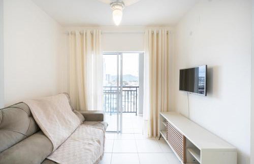 Apartamentos a 150 M DA PRAIA com SACADA, WI-FI, PISCINA, PORTARIA 24h, PLAYGROUND e vaga de GARAGEM - Foto 19