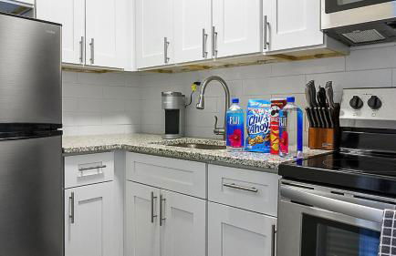 Landing Stunning Studio Game Room Pool - Foto 9