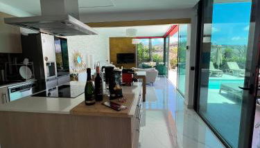 VILLA Cooper l HEATED Pool l PVT Garden I GOLF I SEA VIEWS - Foto 3