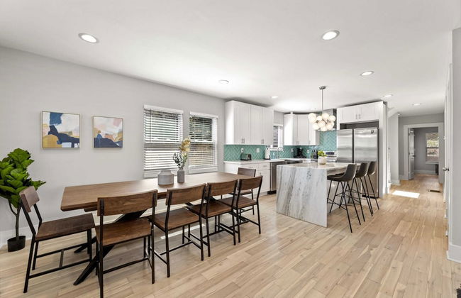 Twin Homes - 8 Bedroom Retreat In Central ATL - Foto 5