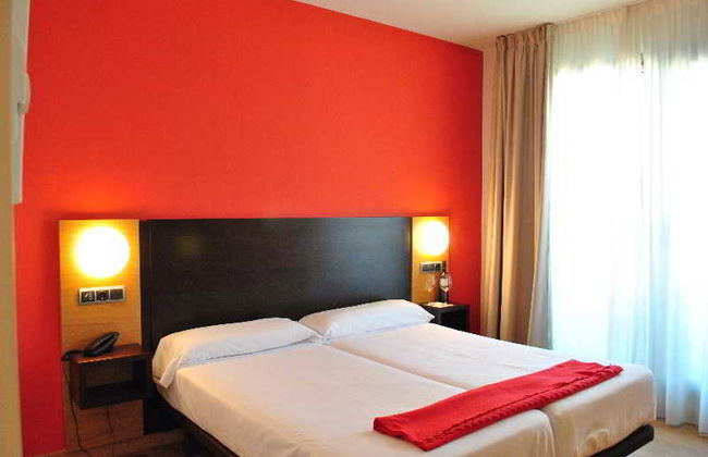 Maritimo Ris Apartamentos - Photo 18