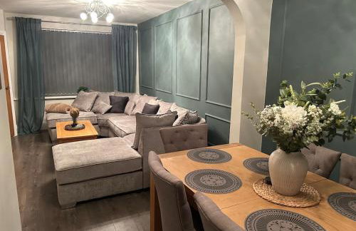 The BEST house in Bury - Photo 38