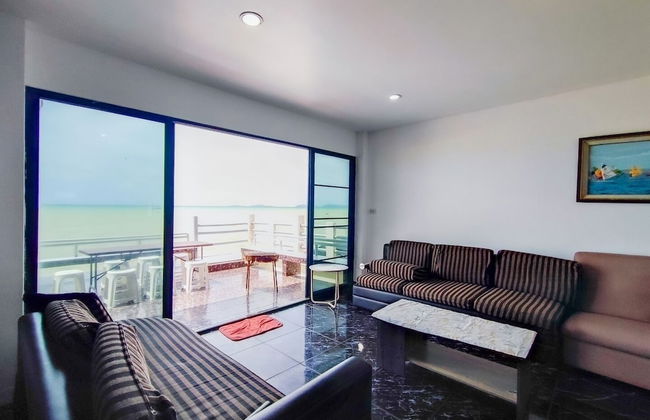 GAO Lighthouse Phala Beachfront - Photo 13