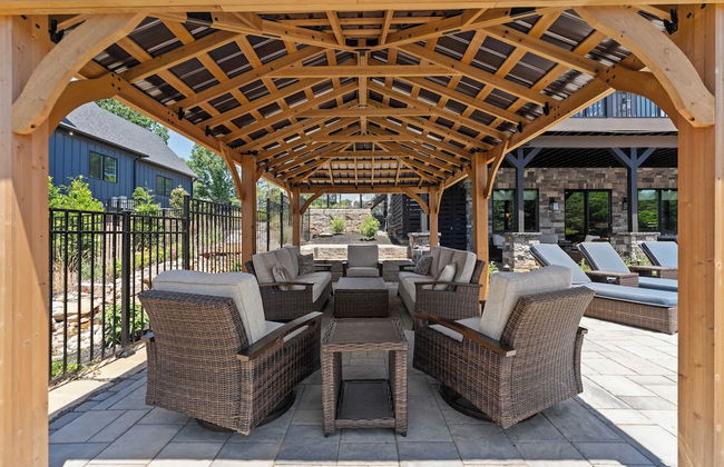 Blue Heron & Gray Fox by Avantstay 2 Lakefront Homes, Sleeps 44 Pool, Dock, Theater - Foto 57