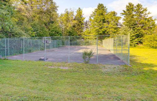 Spacious Wilmington Cabin Walk to Lake - Foto 37