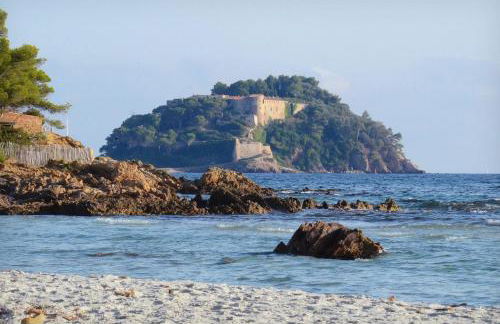 Sole Mio, T2 avec loggia et petit aperçu mer - Foto 14