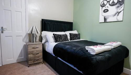 Victory House - Photo 2