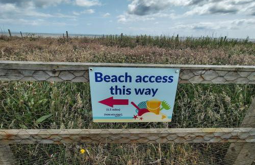 3 bed Sleeps 8 Wifi and Linen inc - Photo 13