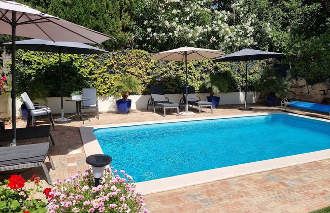 Beautiful 2-bed Villa in Quinta do Lago With Pool - Foto 1