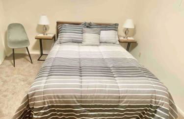 Roomy Midtown Home-Large and Central to Everything - Foto 27