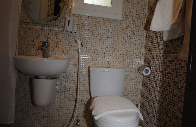 Al Muhanna Plaza Hotel - Photo 23