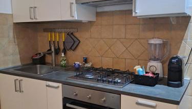 Appartamento la casa di Mary Anguillara Sabazia-Lago,Relax e Roma a portata di treno - Foto 5