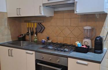 Appartamento la casa di Mary Anguillara Sabazia-Lago,Relax e Roma a portata di treno - Foto 5