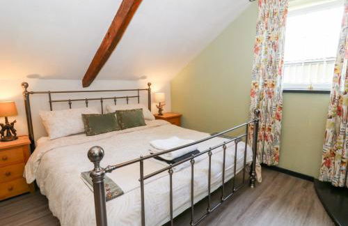 Loft Apartment - Photo 6