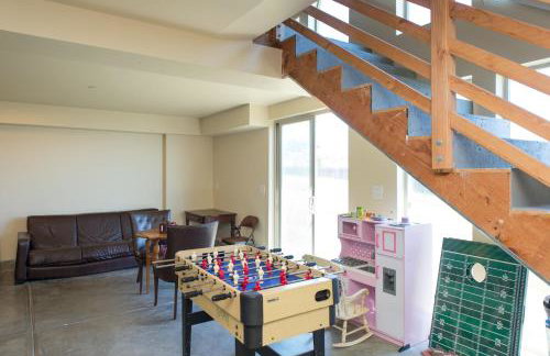 Tide Pool! PERFECT Location! AMAZING views! Short Walk to Beach! Hot Tub!! Game Room!! BBQ!! Fast WiFi!! Dog Friendly! - Foto 36