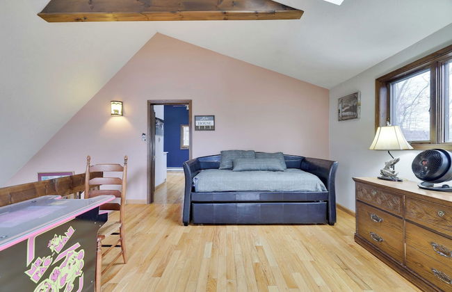 Chalet All Day Avantstay Lakeside, Firepit, Shared Pool - Foto 14