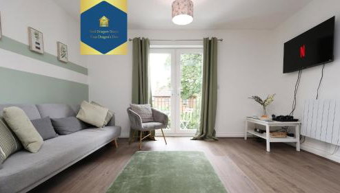 large 2 bed central apartment with balcony and private parking - Foto 4