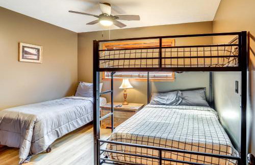 Steps to White River Cabin Retreat with Dock Access - Foto 21