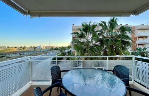 Apartamento con vistas al mar piscina padel - Foto 1