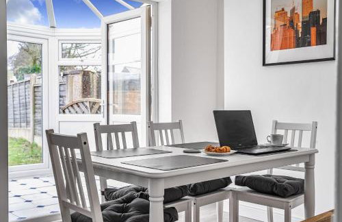 3-Bed, Sleeps 6, Near M1/M62 - Foto 21