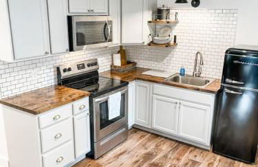 New Studio Apt w KING Bed 1mi to Columbias Sq - Foto 21