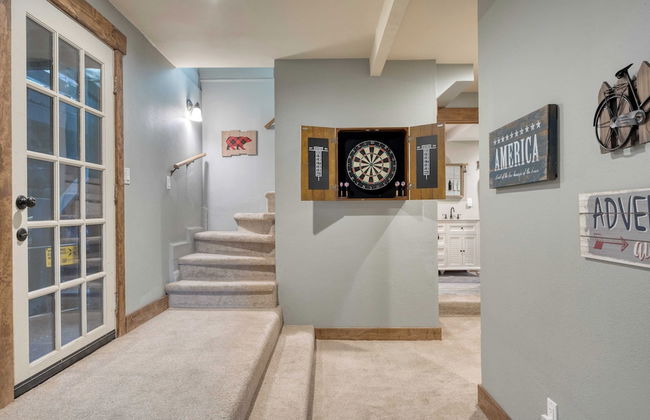 Washoe Way by Avantstay Luxury Tahoe Retreat A+ Location w/ Beach Access - Photo 15