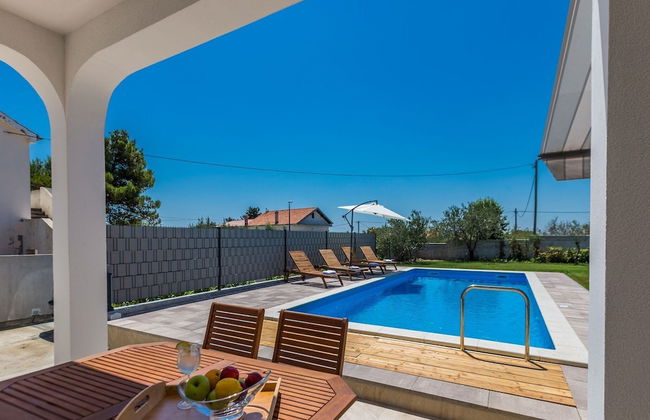 Serene Escape Near Zadar With Private Pool & Charming Outdoor Oasis - Foto 34