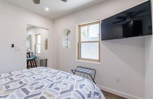 Downtown Bungalow -Duplex - EV Charger - Foto 16