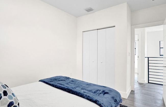 The Zen Suites - Photo 14