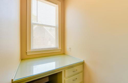 Springfield Studio Rental w/ Golf Course View! - Foto 14