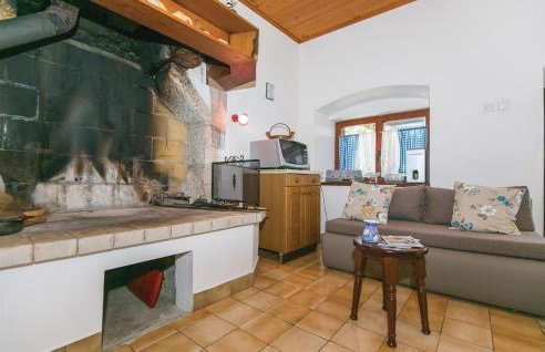 1 Bedroom Pet Friendly Home In Zagorje - Foto 13