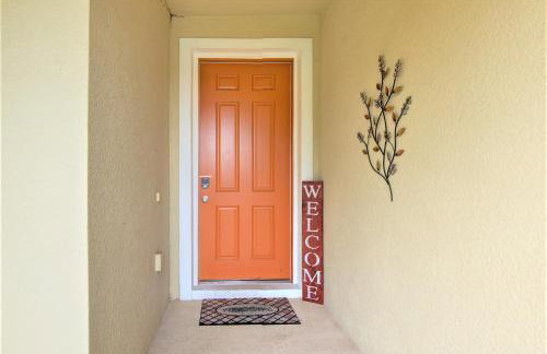 4 Bedroom SunHaven Townhouse with Pool Near Disney - Foto 4
