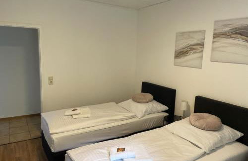 Appartio - Gästehaus "Dorfblick" - komfortable Ferienwohnungen mit Küche und Waschmaschine - Foto 39