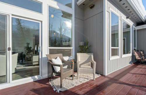 Cozy Private Hot tub, Luxe Views! Shiloh&Harmony - Foto 20