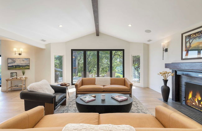 Rancho Robles by Avantstay Vineyard Villa w/ Views, Pool & Privacy - Foto 8