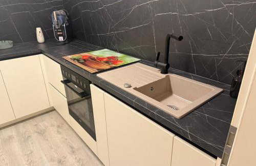 liebevoll eingerichtete Ferienwohnung in idyllischer Lage - Photo 1