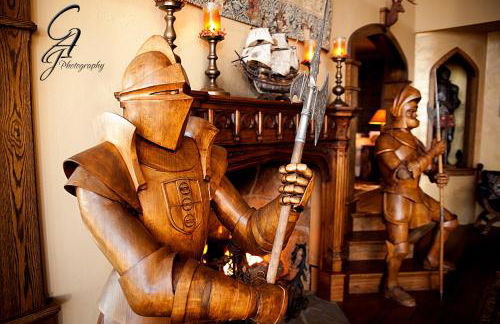 HIGHLANDS CASTLE overlooking Lake George plus 2 other CASTLES & SUITES - Foto 48