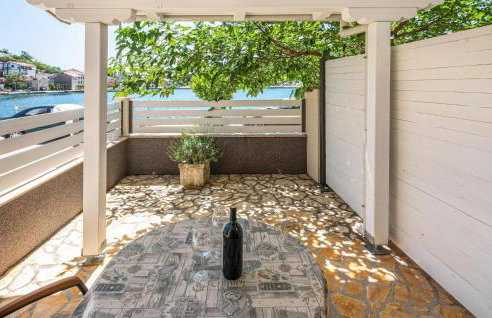 1 Bedroom Nice Home In Rogotin - Photo 13